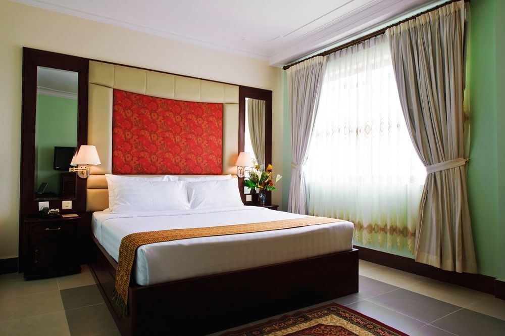 Hotel Luxury World Phnom Penh Exterior photo